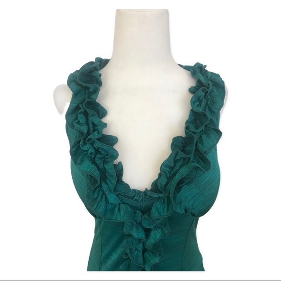 Halter Green Blouse - Picture 2 of 4